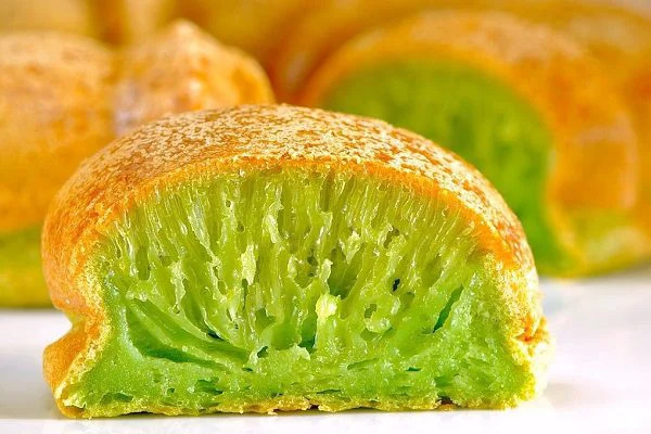 Công đoạn nướng bánh